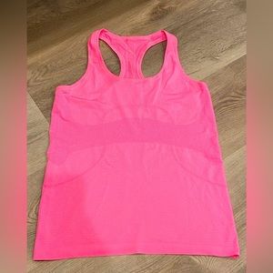 Lululemon tank - perfect!